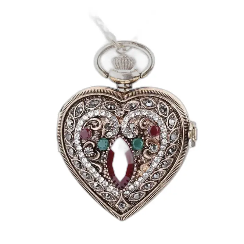 Open Flip Diamond Heart Necklace Watch med en elegant hjerteformet design