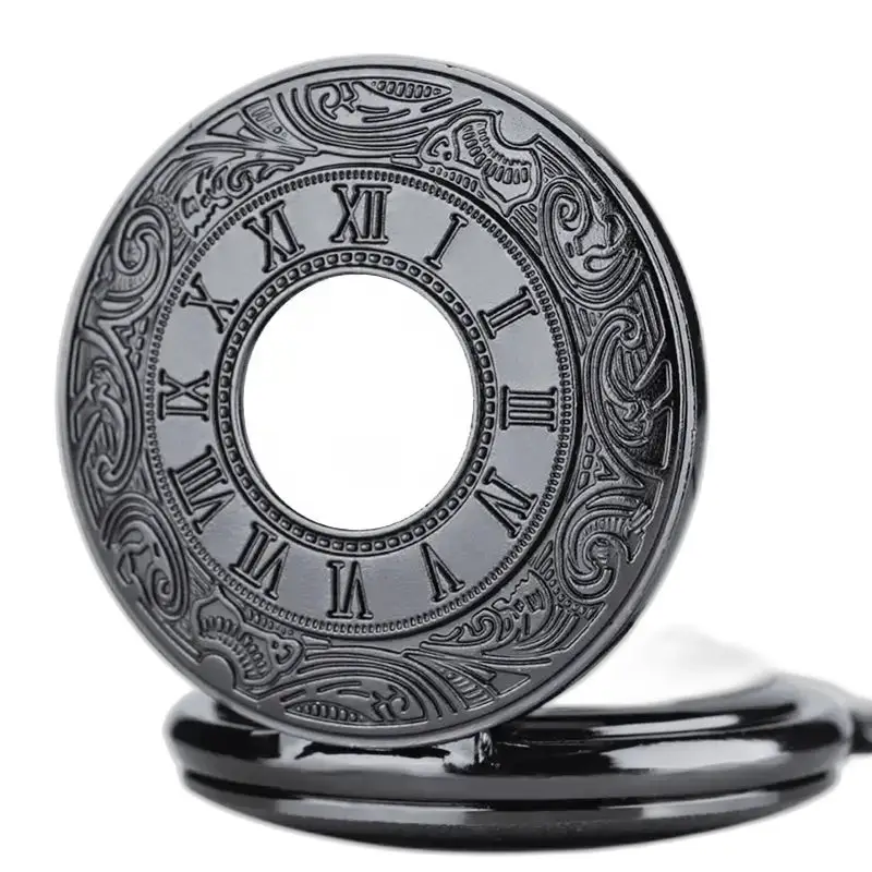 Mekanisk kjedeklokke med anheng stil med elegant utsmykket svart etui