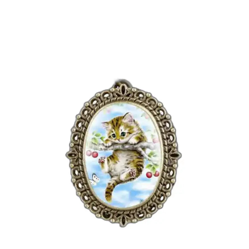 Kattungeanheng i bronse med elegant oval design for anhengsklokke